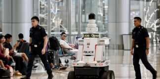 robot police Singapour