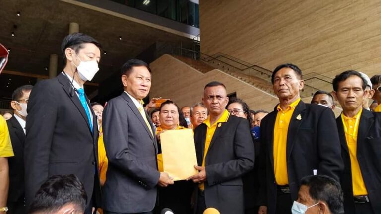 THAÏLANDE – POLITIQUE : Les sénateurs priés de ne pas voter pour les candidats « antimonarchistes »