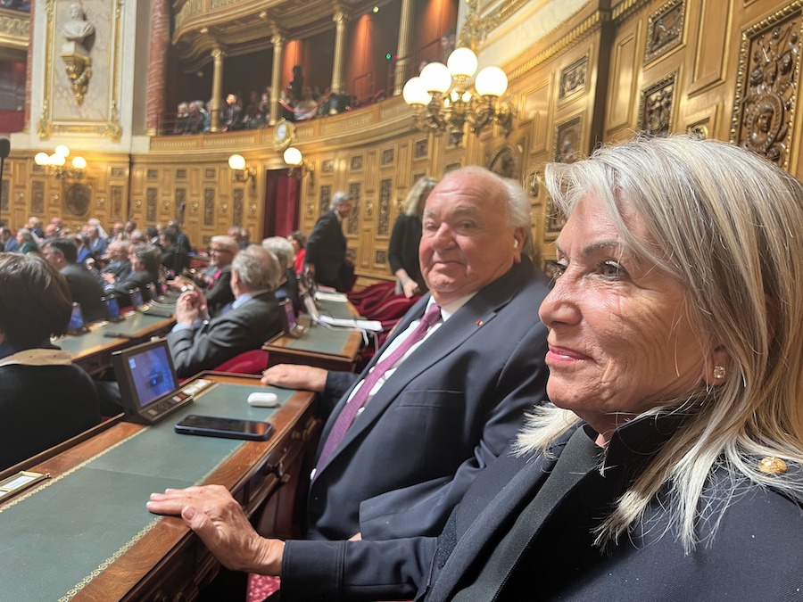 sénateurs Garabedian et Bansard