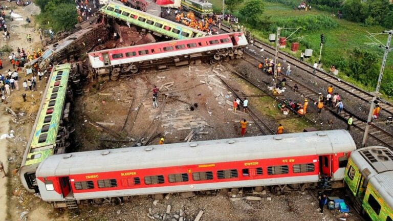 INDE – ACCIDENT : Le bilan de l’accident de train en Inde s’élève à 288 morts