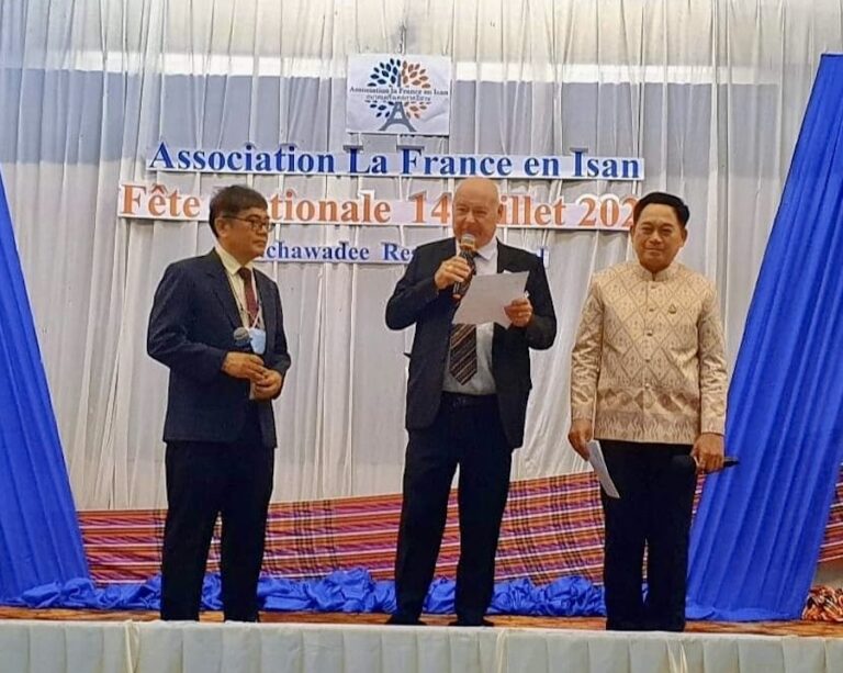 THAÏLANDE – FRANCE : En Isan, le 14 juillet a été une belle fête franco-thaïe