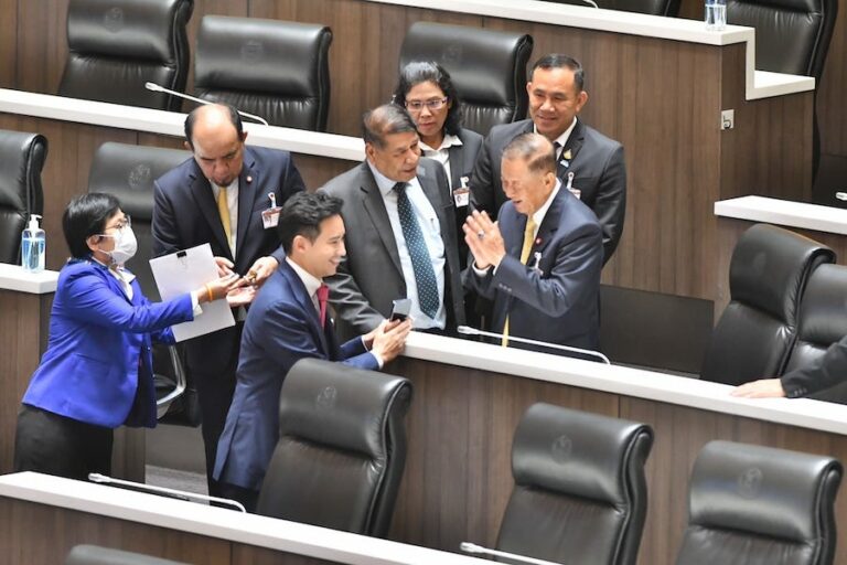 THAÏLANDE – POLITIQUE : S’il échoue au premier tour, Pita aura une seconde chance pour le poste de Premier ministre