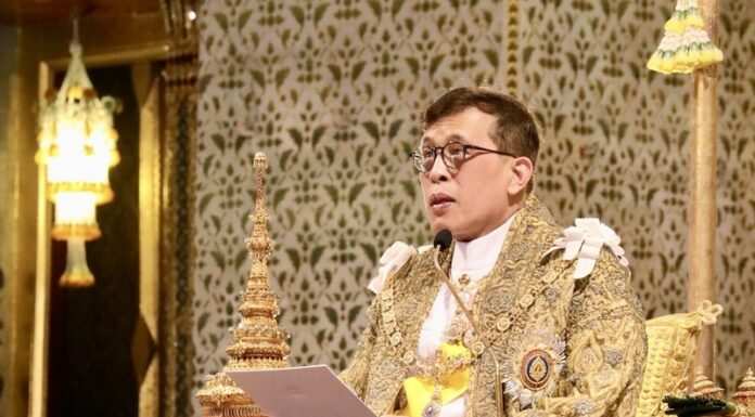 THAÏLANDE – MONARCHIE : Un anniversaire royal dans une période décisive Roi de Thaïlande Rama X