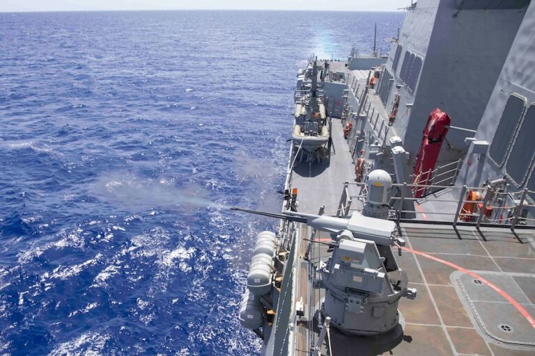 CHINE – ÉTATS-UNIS : Washington surveille de près la mer de Chine