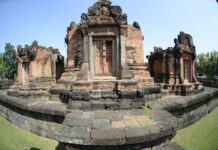 Temple Ku Pueai Noi