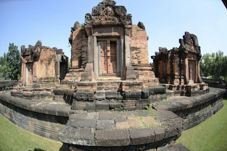 THAÏLANDE – TOURISME : Au Ku Pueai Noi, avec notre « Indiana Jones » Paolo