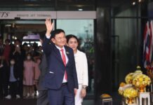 Retour Thaksin Shinawatra