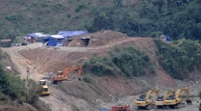 LAOS – TÉMOIGNAGE : Suivez Jean-Michel Gallet sur la route des orpailleurs laotiens