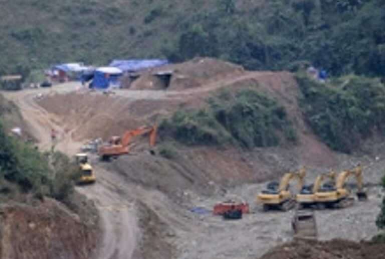 LAOS – TÉMOIGNAGE : Suivez Jean-Michel Gallet sur la route des orpailleurs laotiens