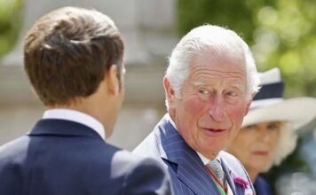 Charles III - Emmanuel Macron