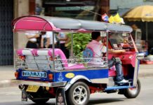 THAÏLANDE – CHRONIQUE : En Tuk Tuk, la vie thaïlandaise « fast and furious » Tuk Tuk Bangkok