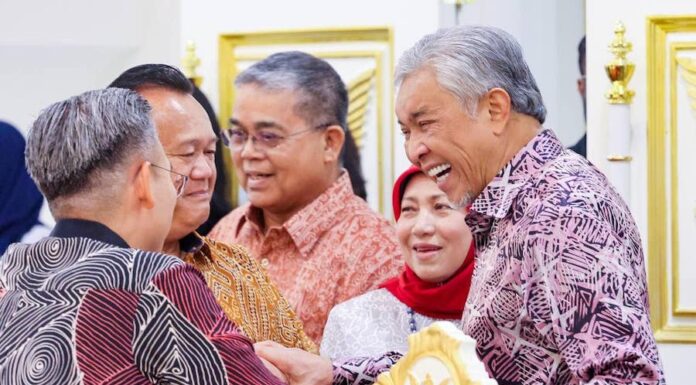 MALAISIE – POLITIQUE : L’abandon des poursuites contre un vice-premier ministre alimente la colère Zahid Hamidi Malaisie