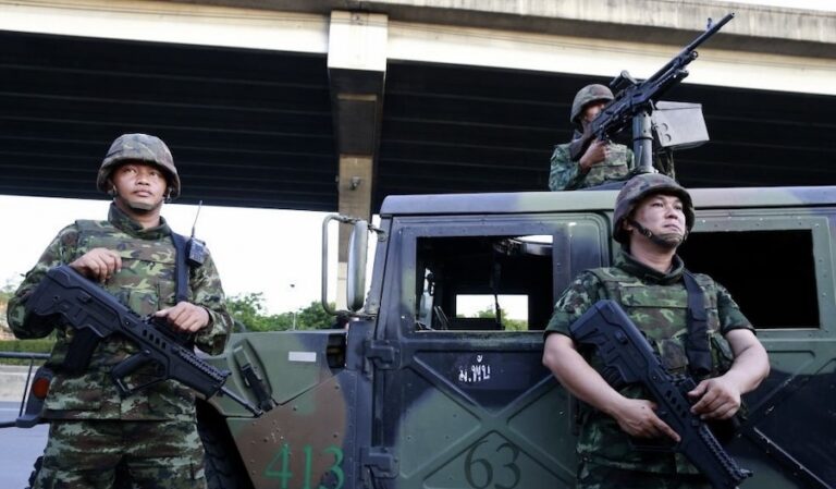 THAÏLANDE – POLITIQUE : Thaksin Shinawatra et l’armée thaïlandaise, une affaire très compliquée