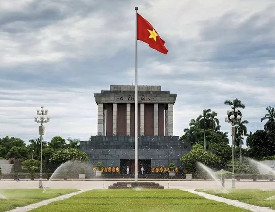 Ho Chi Minh mausolée