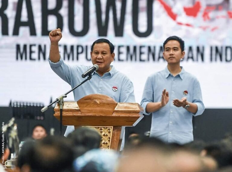 INDONÉSIE – POLITIQUE : Le fils du président sortant fait un ticket avec Prabowo Subianto