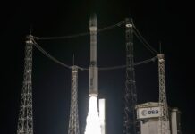 THAÏLANDE – FRANCE : Dans l’espace, la coopération franco-thaïlandaise se porte bien Fusée Vega Guyane satellite Thaïlandais