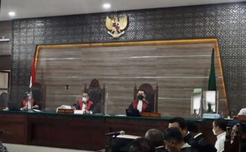 INDONÉSIE – SOCIÉTÉ : Le sirop indonésien contre la toux était toxique ! procès Indonésie