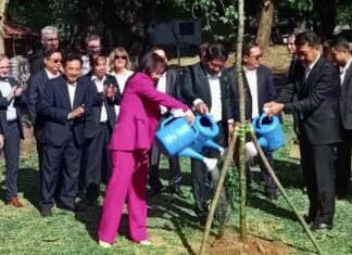 LAOS – FRANCE : 70 ans de relations diplomatiques Siv-Leng Chhuor Vientiane
