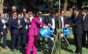 LAOS – FRANCE : 70 ans de relations diplomatiques Siv-Leng Chhuor Vientiane