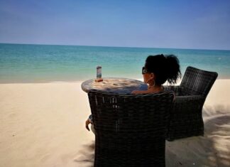 THAÏLANDE – EXPATRIATION : Cette Suissesse a tout plaqué pour construire une vie de rêve en Thaïlande Suisse Thaïlande expatriation