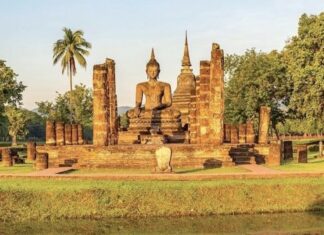 THAÏLANDE – HISTOIRE : Que reste-t-il de Sukhothai ? Un joli parc, il faut qu’on y aille… Sukhothai parc historique