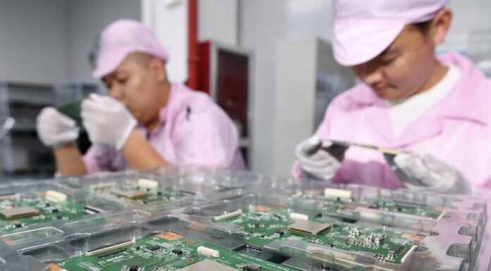 Vietnam usine semi-conducteurs