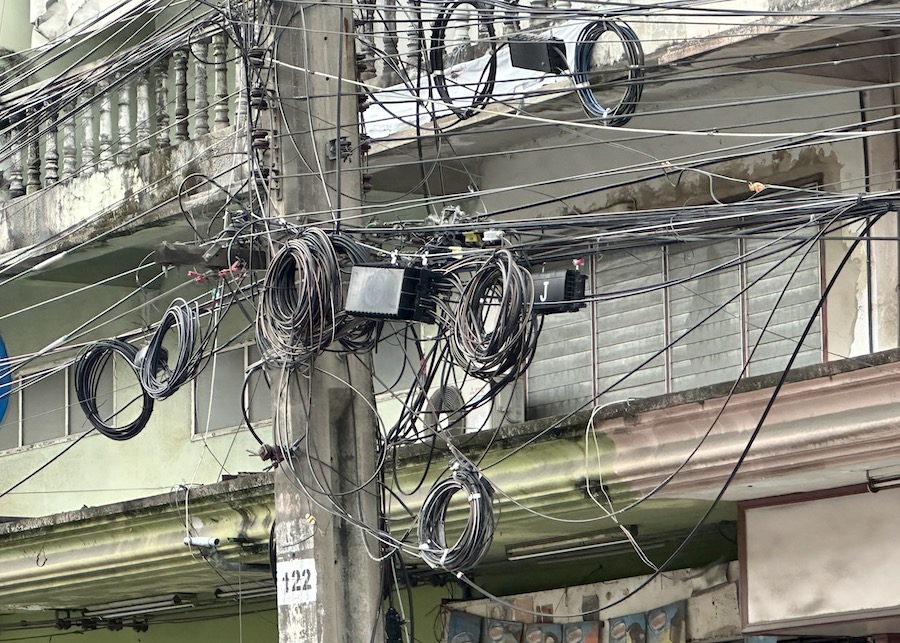 câbles aériens Thaïlande