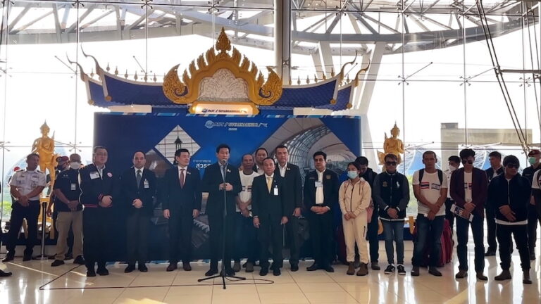 THAÏLANDE – OTAGES : Les anciens otages du Hamas sont arrivés à Bangkok