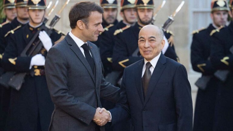 CAMBODGE – FRANCE : De quoi ont parlé le président Macron et le Roi Sihamoni ? Du sommet de la francophonie 2026 !