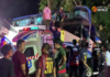 THAÏLANDE – TRAGÉDIE : Un accident de bus tue 14 personnes et brise le véhicule en deux