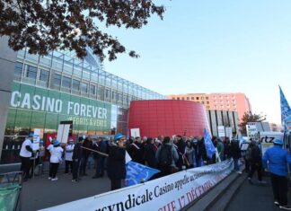 FRANCE – POLITIQUE : Vue d’ailleurs, à Saint-Étienne, Casino et le Noël de la colère Casino Saint-Etienne