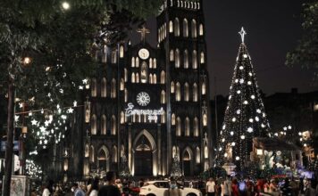 VIETNAM – NOËL : Hanoï s’illumine pour les fêtes de Noël Hanoï Noël