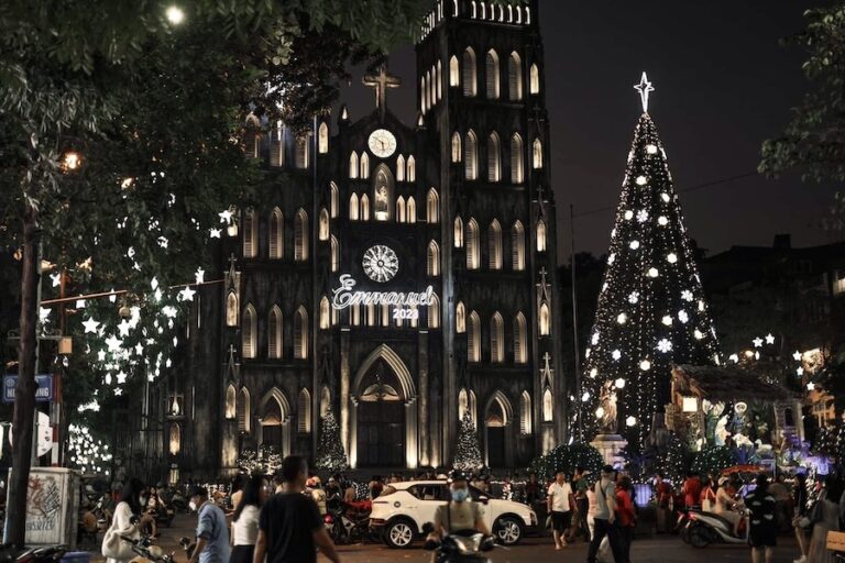 VIETNAM – NOËL : Hanoï s’illumine pour les fêtes de Noël