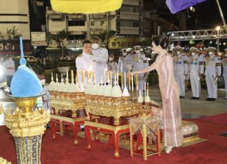 THAÏLANDE – SOCIÉTÉ : SM le Roi et la Reine rendent hommage au roi Taksin le Grand Maha Vajiralongkorn hommage roi Taksin