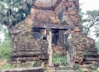 Trapeang Kaek Temple