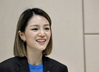 THAÏLANDE – POLITIQUE : La «fleur d’acier» à la tête du parti démocrate ? Watanya Bunnag