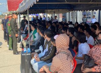THAÏLANDE – BIRMANIE : 111 ressortissants rapatriés de Birmanie réfugiés thaïlandais de Birmanie