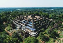 temple de Bakheng au Cambodge
