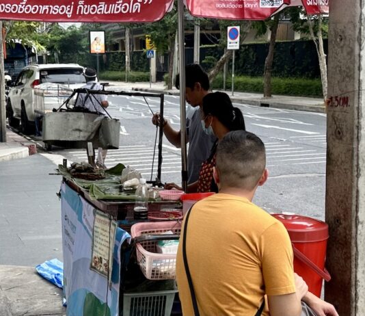 THAÏLANDE – SOCIÉTÉ : 50 % des travailleurs informels sont âgés de 40 à 59 ans travailleurs informels Thailande