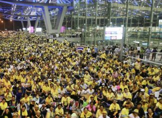 THAÏLANDE – POLITIQUE : Entre le parlement et la justice, rien ne va plus après la relaxe des ex «chemises jaunes»