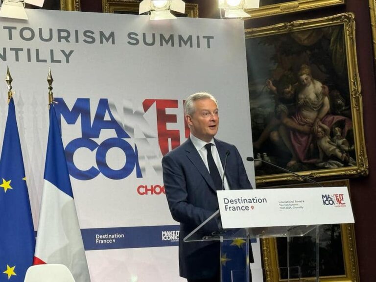 ASIE – FRANCE : Touristes et professionnels du Tourisme, vive la France (dit Bruno Le Maire) !