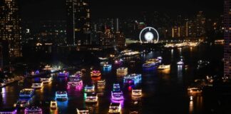 Chayo Praya bateaux lumineux