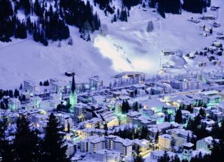VIETNAM – TRIBUNE : Au Forum de Davos, la diplomatie vietnamienne va montrer son audace Davos