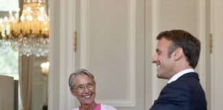 Macron Borne