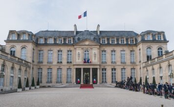 THAÏLANDE – FRANCE : Emmanuel Macron reçoit Sretha Thavisin le 11 mars, demandez le programme ! Palais de l'élysée