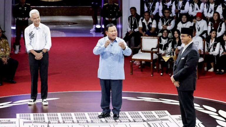 INDONÉSIE – POLITIQUE : Les candidats à la présidence s’affrontent sur la diplomatie et la défense