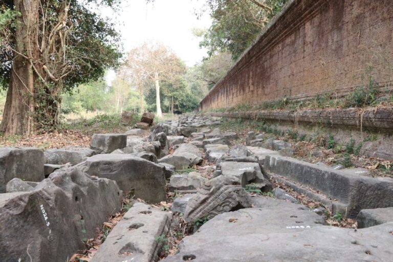 CAMBODGE – PATRIMOINE : Angkor Vat, un puzzle de pierre en cours de résolution