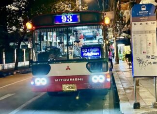 THAÏLANDE – TRANSPORT : Crise des transports à Bangkok : la subvention, solution miracle ? Bus nocturne Bangkok