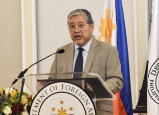 PHILIPPINES – ÉCONOMIE : Découpler l’archipel de la Chine, un casse tête Enrique Manalo