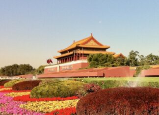 CHINE – GÉOPOLITIQUE : L’Empire du milieu est-il prêt à partir en guerre ? Porte de la paix Pékin